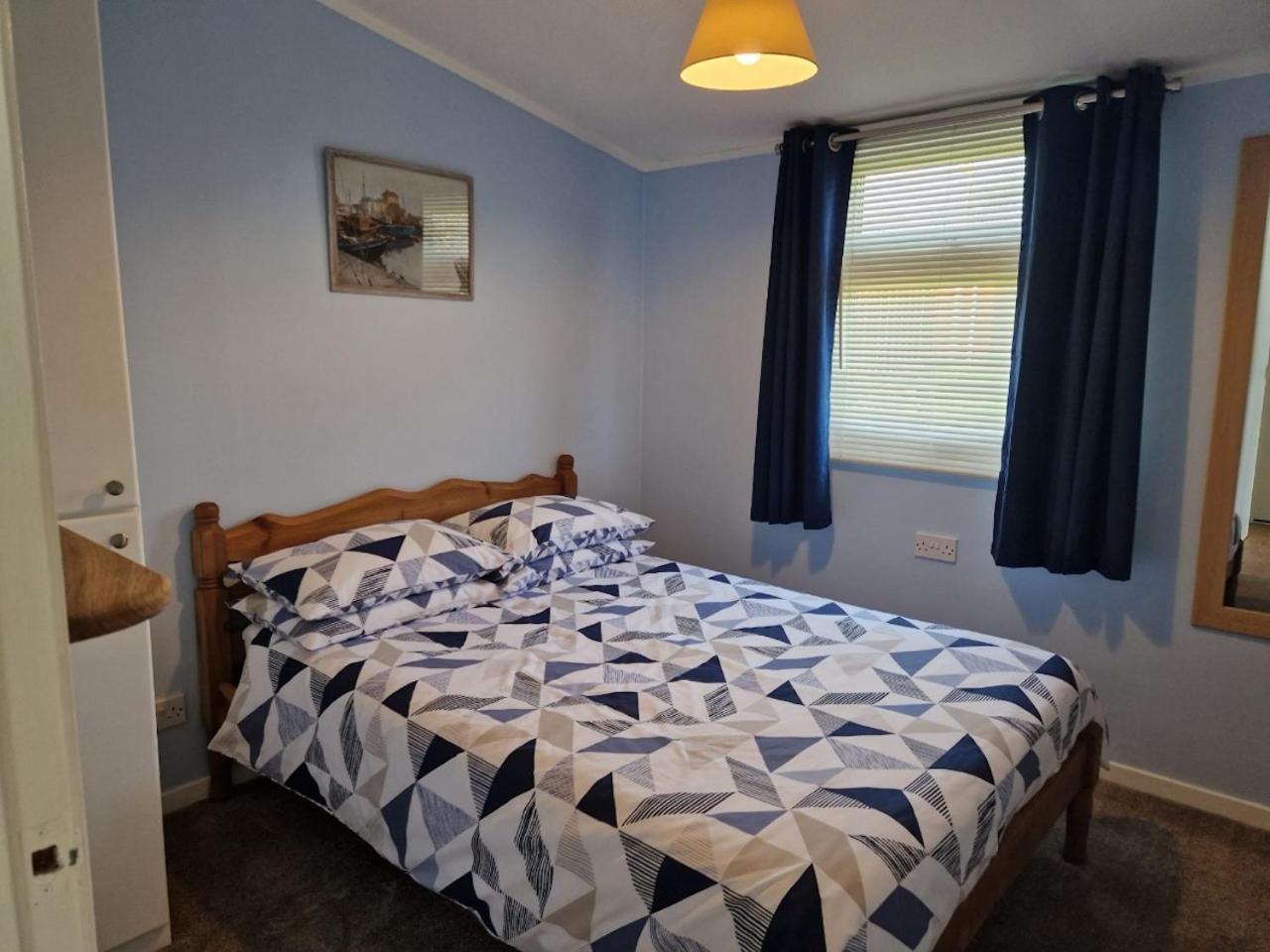 Wales Coastal Holidays Кармартен Экстерьер фото